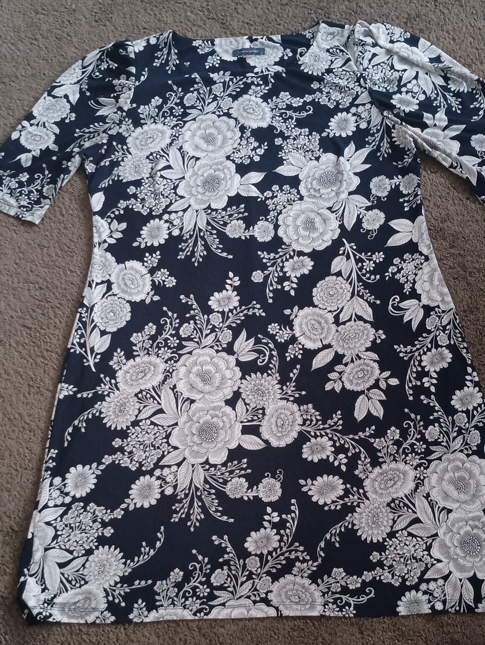 Tommy Hilfiger navy and white floral dress is Size 14